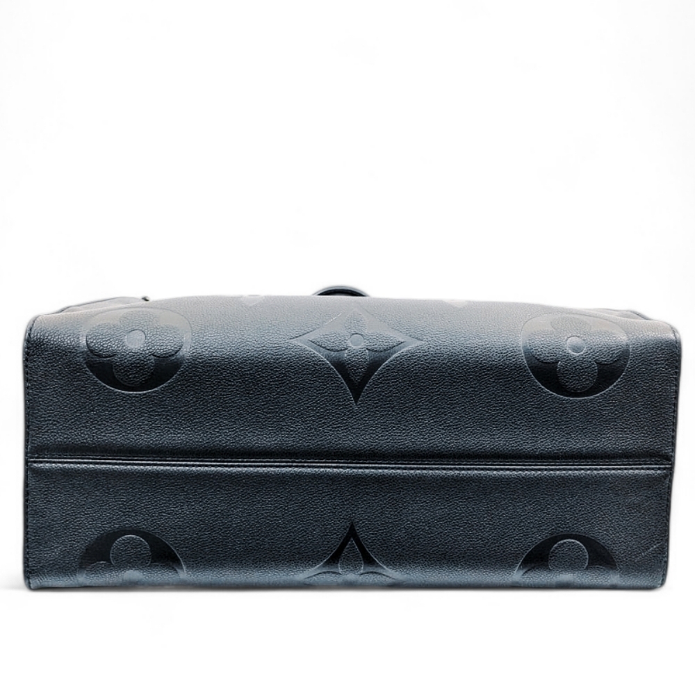 Louis Vuitton Black On The Go GM Bag - CHARM INCLUDED!! - Picture 5 of 16